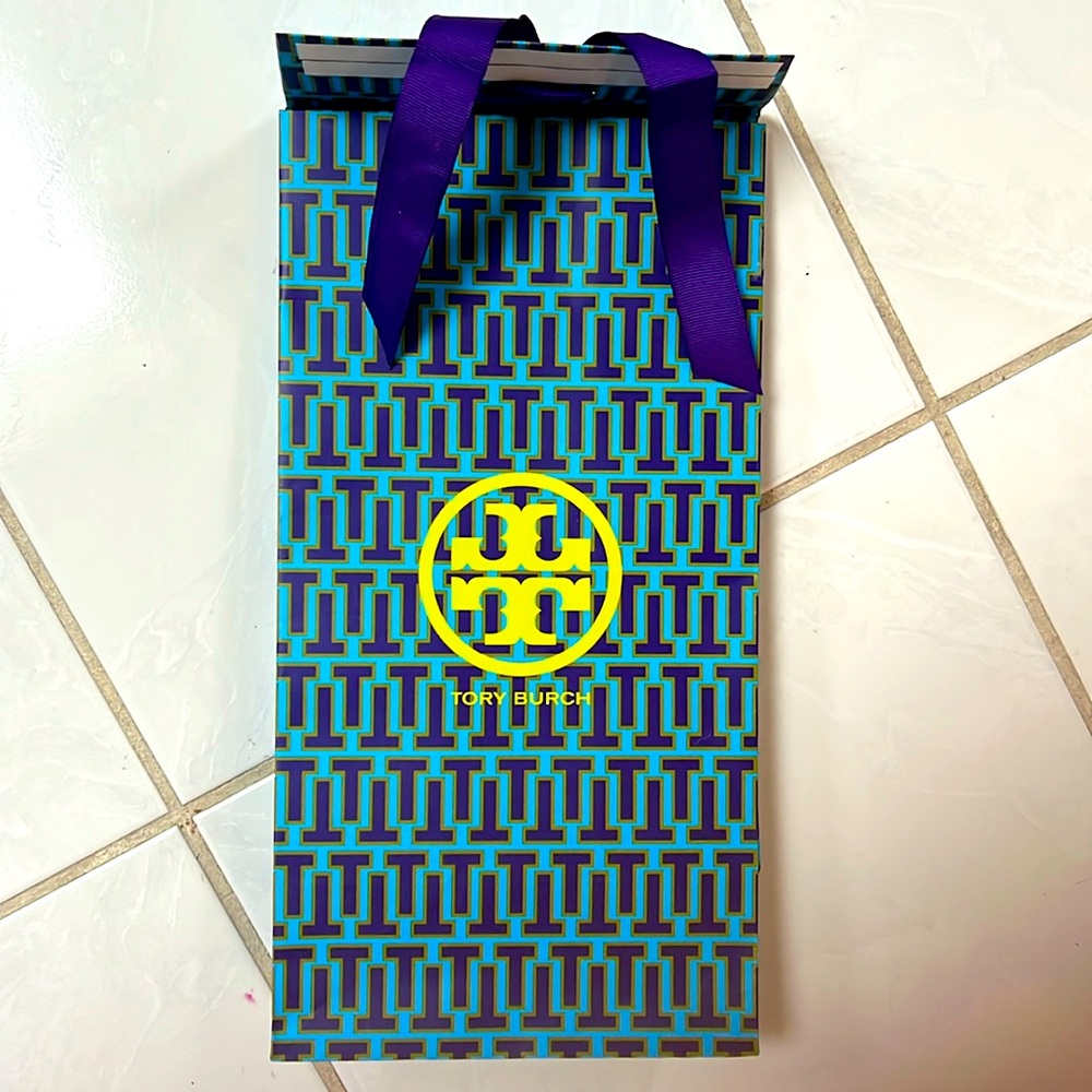 TORY BURCH paper bag with tissue paper - great gifting